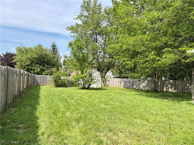 3023 Stockbridge Drive, Stow, OH 44224