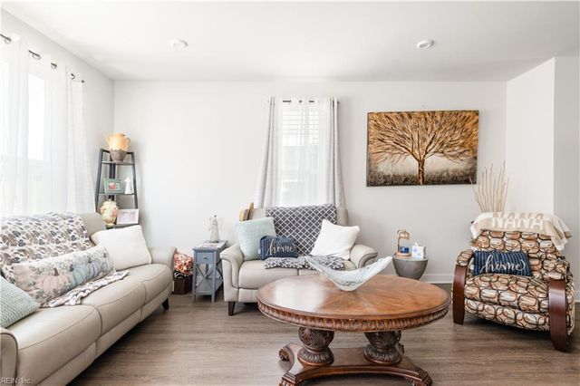124 Fishermans WAY, Poquoson, VA 23662