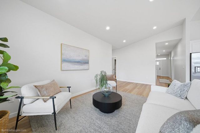 1012 Steptoe View Ln, Cheney, WA 99004