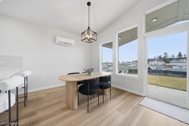 1012 Steptoe View Ln, Cheney, WA 99004