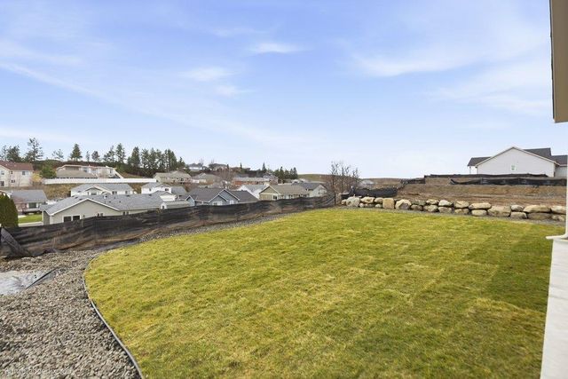 1012 Steptoe View Ln, Cheney, WA 99004