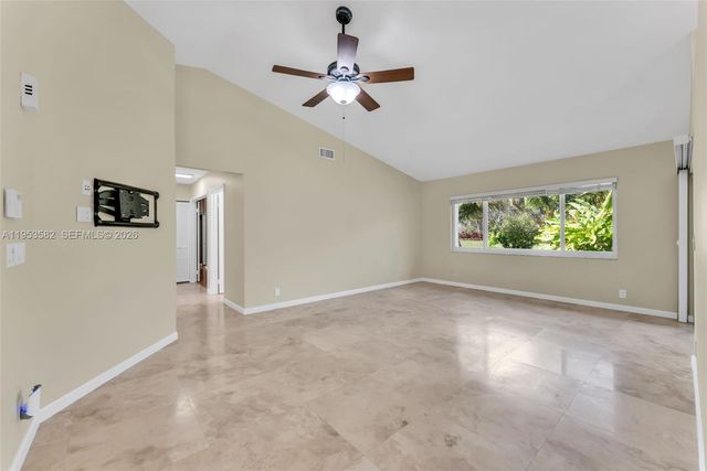 450 NW 201st Ave, Pembroke Pines, FL 33029