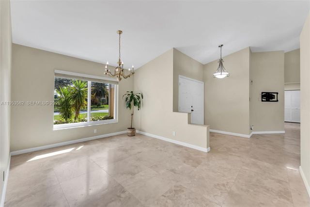 450 NW 201st Ave, Pembroke Pines, FL 33029
