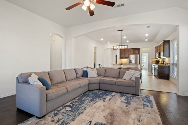 5424 Grove Cove Drive, Mckinney, TX 75071