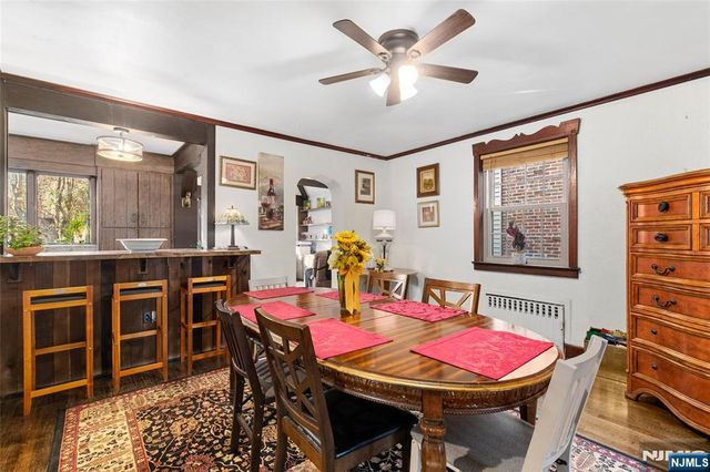 16 Summit Road, Clifton, NJ 07012