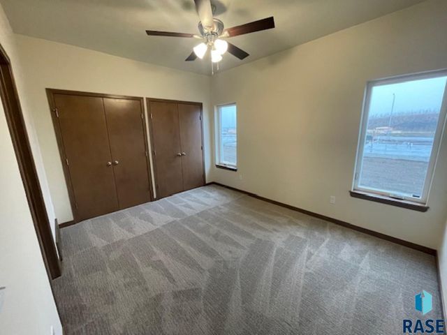 3602 S Heather Ave Avenue, Sioux Falls, SD 57106