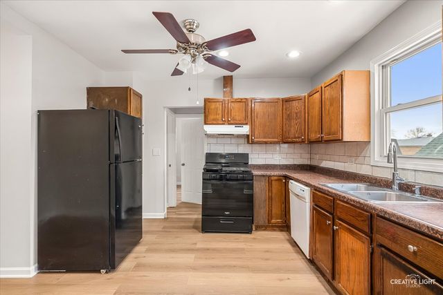 1511 N 15th Avenue, Melrose Park, IL 60160