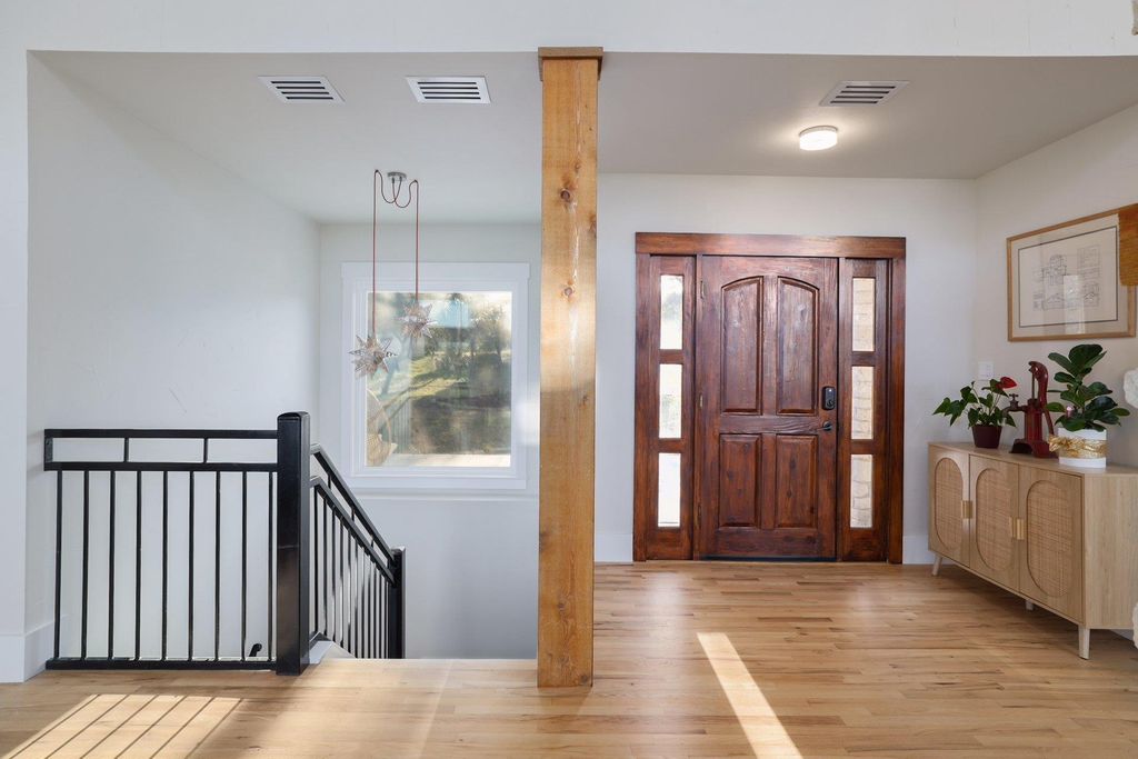 4005 Skillet CV, Spicewood, TX 78669