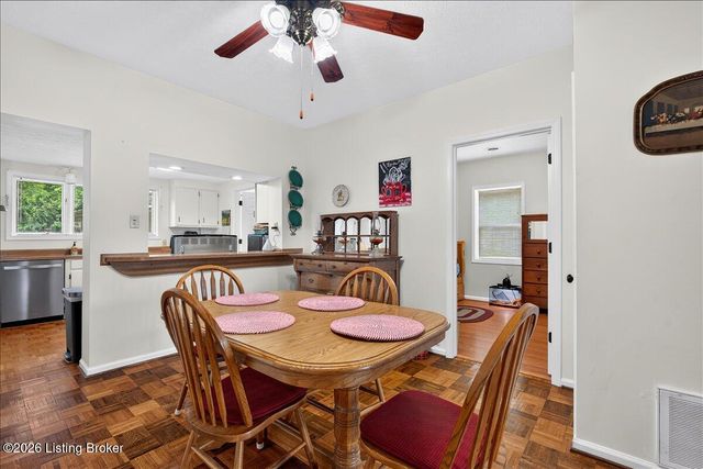 5312 Cooper Chapel Rd, Louisville, KY 40229