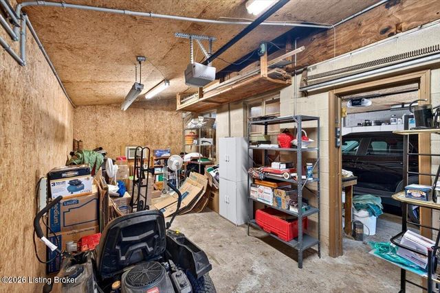 5312 Cooper Chapel Rd, Louisville, KY 40229