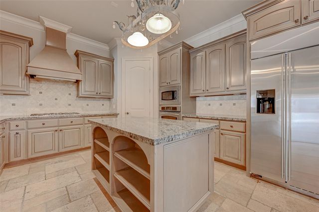 7619 Pine Ridge Terrace Road, Houston, TX 77081