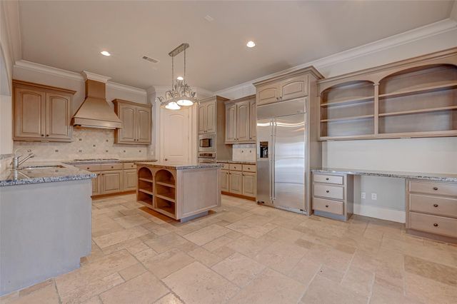 7619 Pine Ridge Terrace Road, Houston, TX 77081