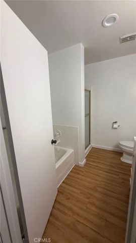 4520 Natick 206, Sherman Oaks, CA 91403