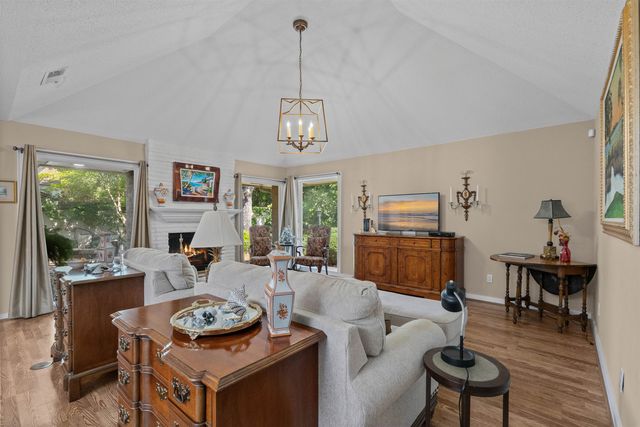 7 Valencia Circle, Myrtle Beach, SC 29572