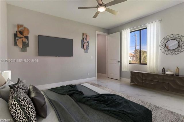 2406 SW 54TH LN, Cape Coral, FL 33914