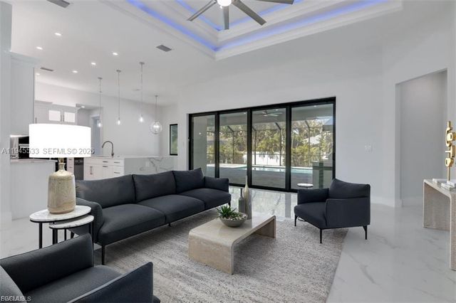 2406 SW 54TH LN, Cape Coral, FL 33914