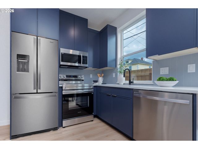 5587 Ne 7th Ave, Portland, OR 97211
