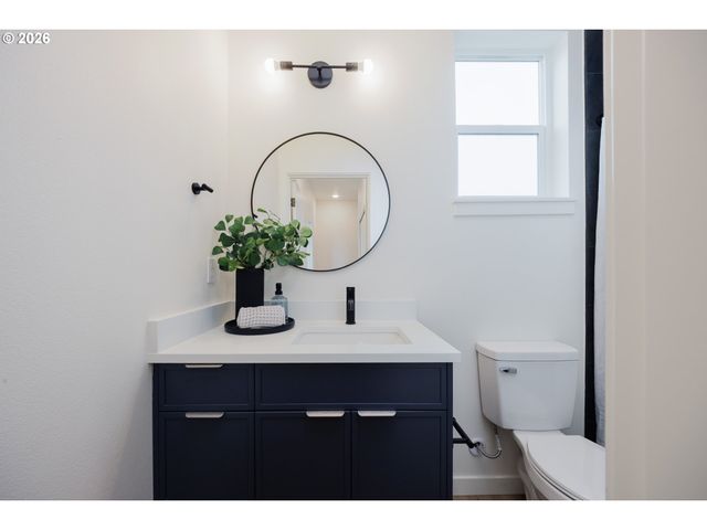 5587 Ne 7th Ave, Portland, OR 97211