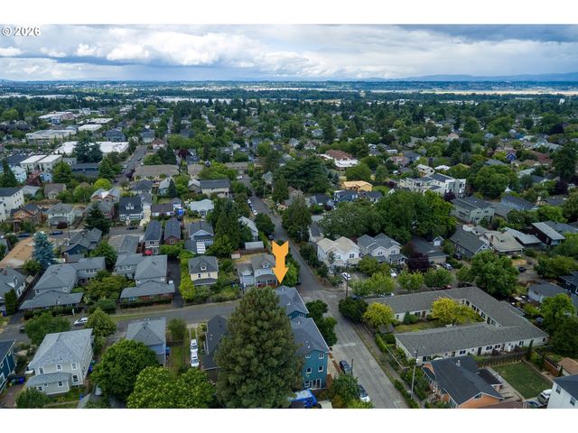 5587 Ne 7th Ave, Portland, OR 97211