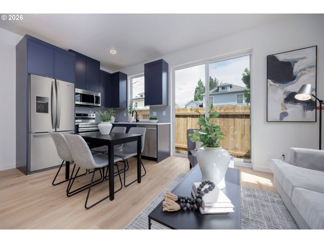 5587 Ne 7th Ave, Portland, OR 97211