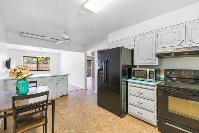 3716 General Stilwell Street NE, Albuquerque, NM 87111