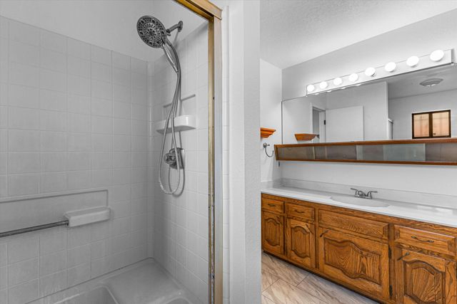 3716 General Stilwell Street NE, Albuquerque, NM 87111