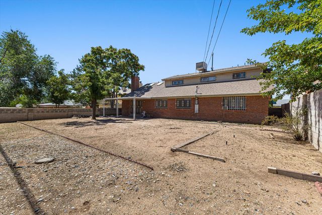3716 General Stilwell Street NE, Albuquerque, NM 87111