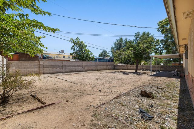3716 General Stilwell Street NE, Albuquerque, NM 87111