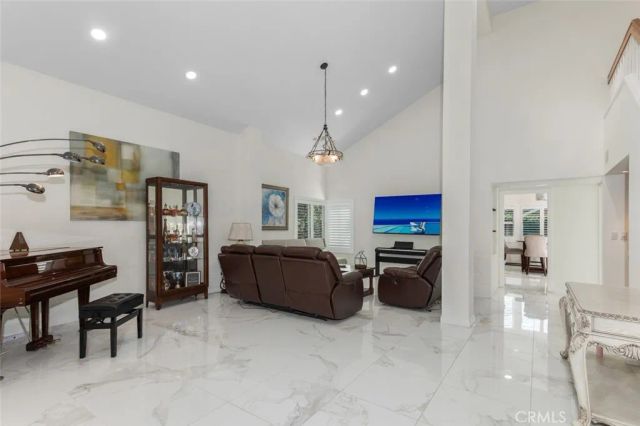 4 Bayview, Irvine, CA 92614