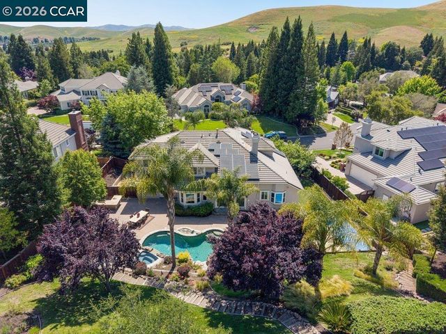 209 Fieldcrest Ct, Danville, CA 94506