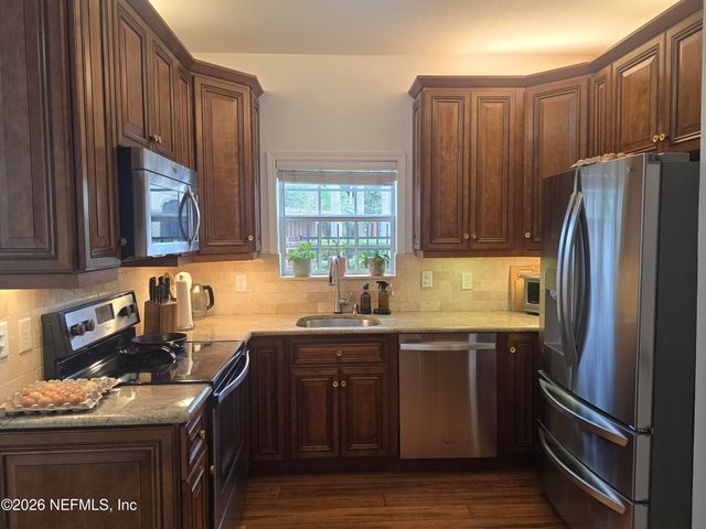 7800 POINT MEADOWS Drive 1017, Jacksonville, FL 32256