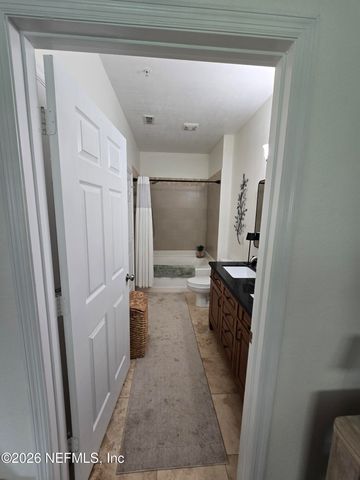 7800 POINT MEADOWS Drive 1017, Jacksonville, FL 32256