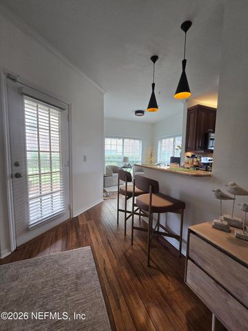 7800 POINT MEADOWS Drive 1017, Jacksonville, FL 32256