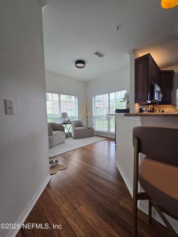 7800 POINT MEADOWS Drive 1017, Jacksonville, FL 32256