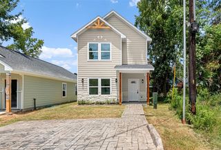16736 E Ivanhoe, Montgomery, TX 77316