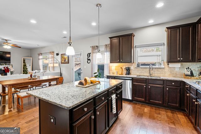 6249 Old Kingston Drive, South Fulton, GA 30331