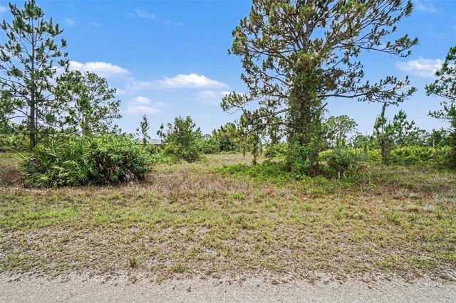 1046 CHANDLEE STREET, Lehigh Acres, FL 33974
