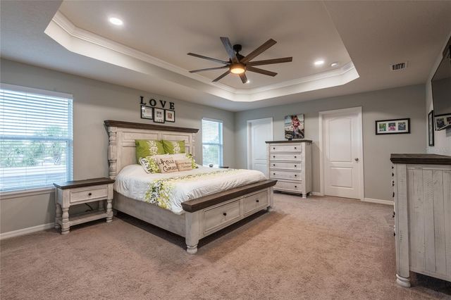 11862 LAKE LUCAYA DRIVE, Riverview, FL 33579