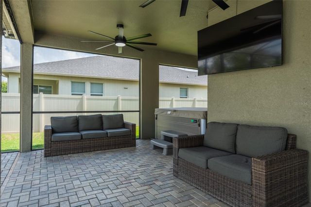 11862 LAKE LUCAYA DRIVE, Riverview, FL 33579