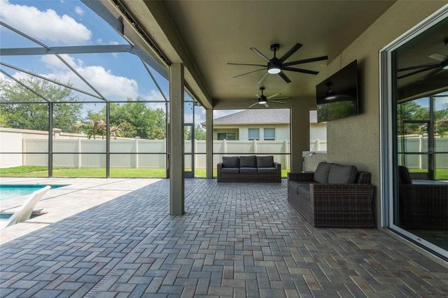 11862 LAKE LUCAYA DRIVE, Riverview, FL 33579