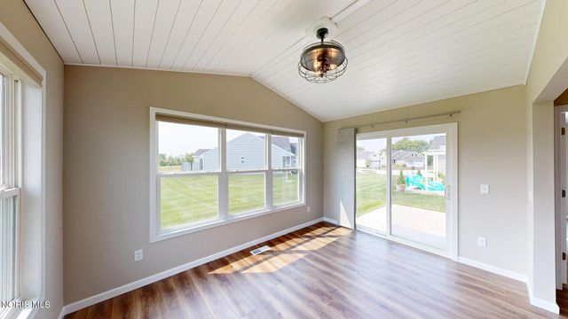 8757 Howe Lane, Sylvania, OH 43560