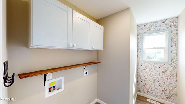 8757 Howe Lane, Sylvania, OH 43560