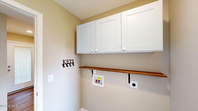 8757 Howe Lane, Sylvania, OH 43560