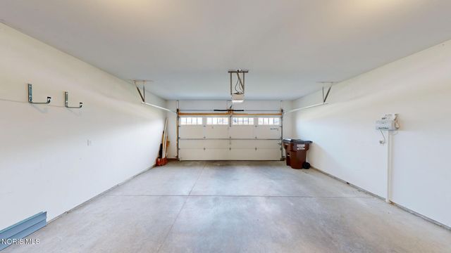 8757 Howe Lane, Sylvania, OH 43560