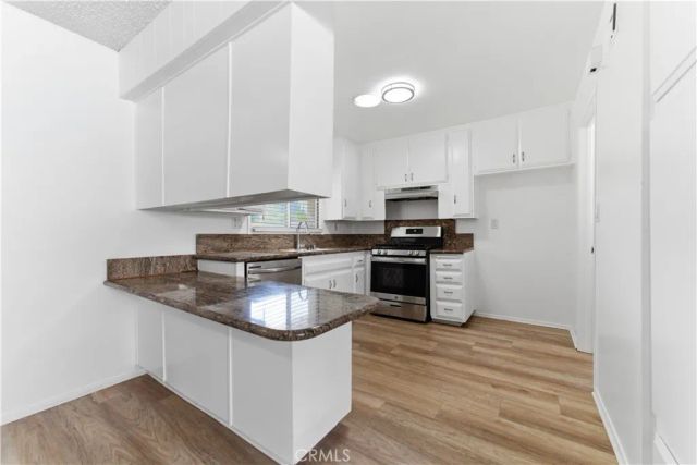 16938 Itasca Street, North Hills, CA 91343