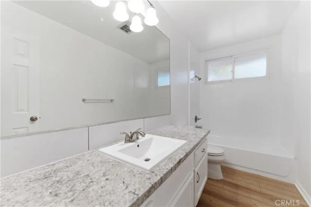 16938 Itasca Street, North Hills, CA 91343