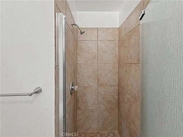 16938 Itasca Street, North Hills, CA 91343