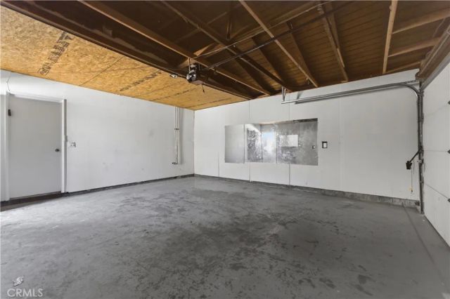 16938 Itasca Street, North Hills, CA 91343