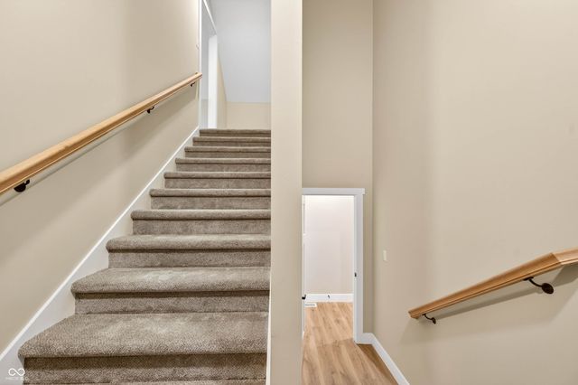 9036 E Gayle Drive, Morgantown, IN 46160