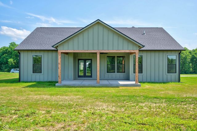 9036 E Gayle Drive, Morgantown, IN 46160